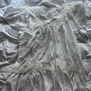 ANGIE white flutter sleeve lace detailing top size L loose Fit